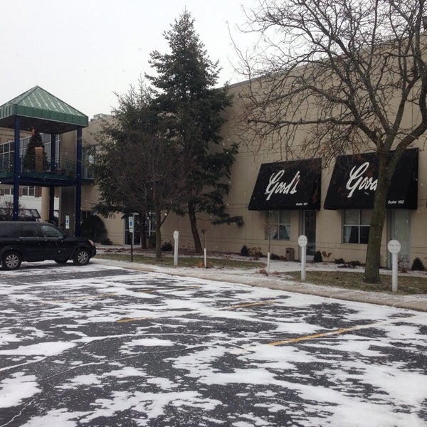 Good's Furniture 4 tips from 162 visitors