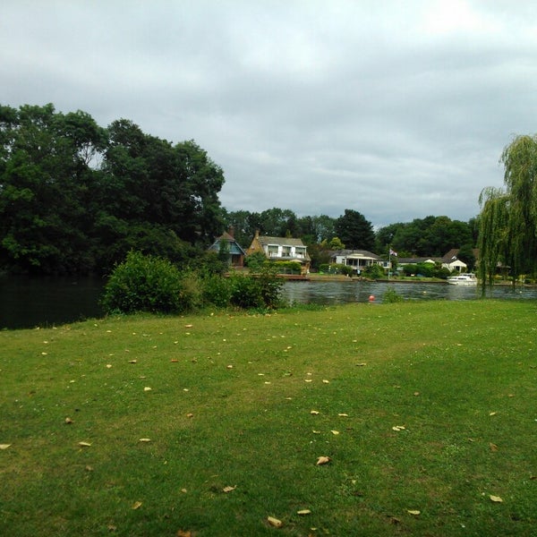 Runnymede Pleasure Ground Egham, Surrey
