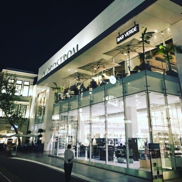 Bar Verde at Nordstrom - Café in Glendale