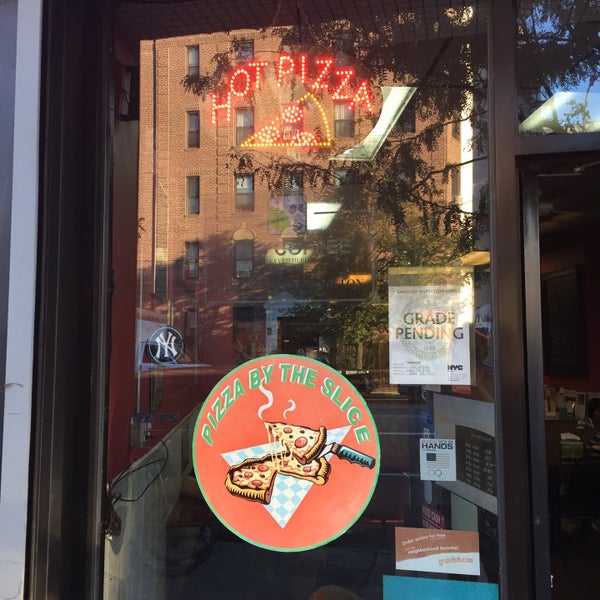 620 on Caton Pizzeria and Restaurant Kensington Brooklyn, NY