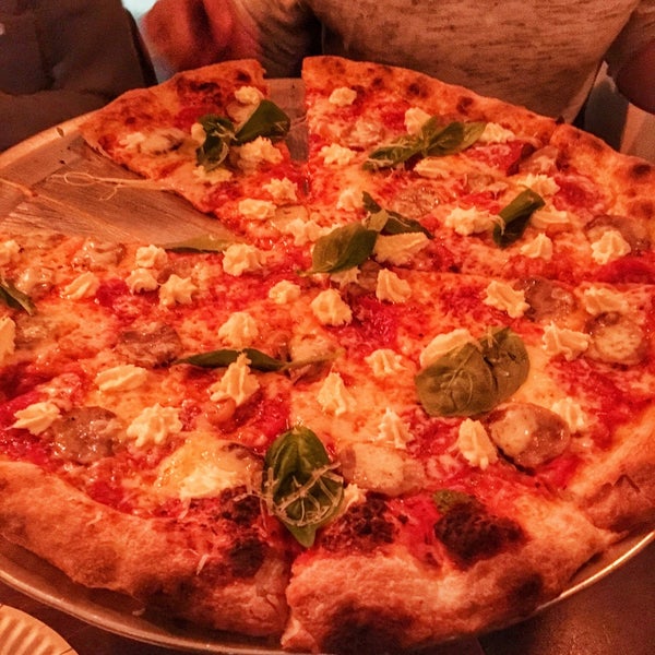 L'Industrie Pizzeria Williamsburg 254 S 2nd St