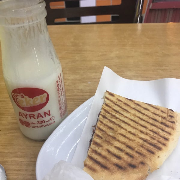 Tost Dünyası Konya�da Türk Restoranı