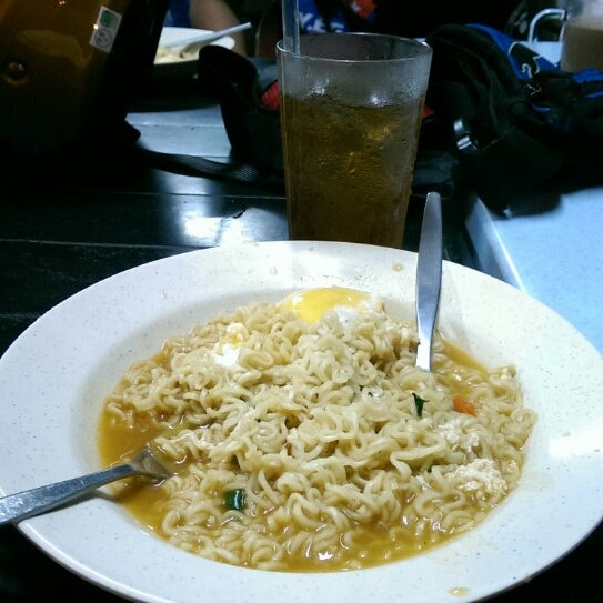 Kedai Maggie Dapur Kayu Malay Restaurant