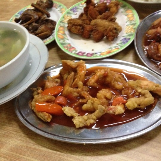 Rumah Makan (RM) Darmo - Chinese Restaurant in Samarinda