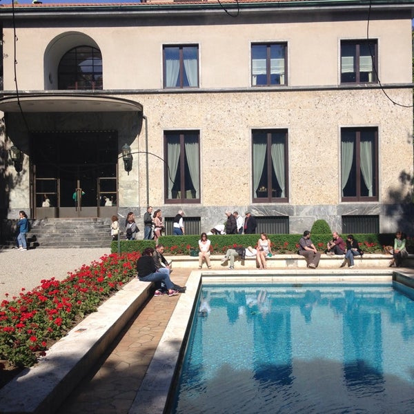 Where's Good? Holiday and vacation recommendations for Milan, Italy. What's good to see, when's good to go and how's best to get there.