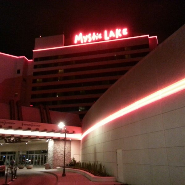 restaurant at mystic lake casino