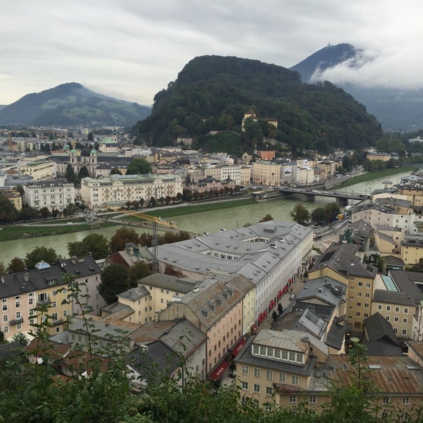 Where's Good? Holiday and vacation recommendations for Salzbourg, Autriche. What's good to see, when's good to go and how's best to get there.