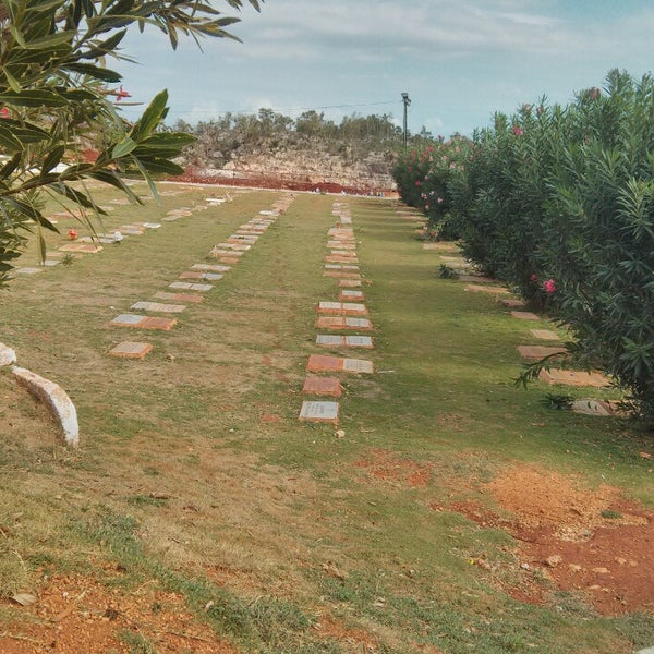 MeadowRest Memorial Gardens - Cemetery