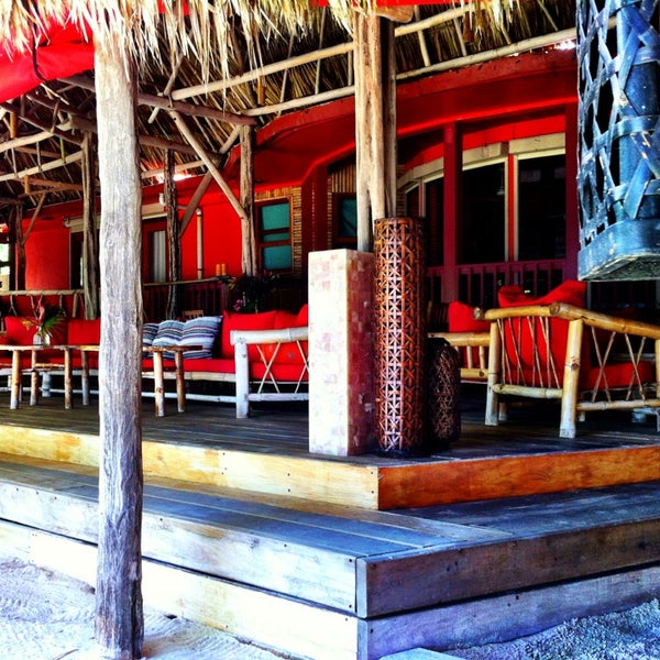 Where's Good? Holiday and vacation recommendations for Ambergris Caye, Belize. What's good to see, when's good to go and how's best to get there.