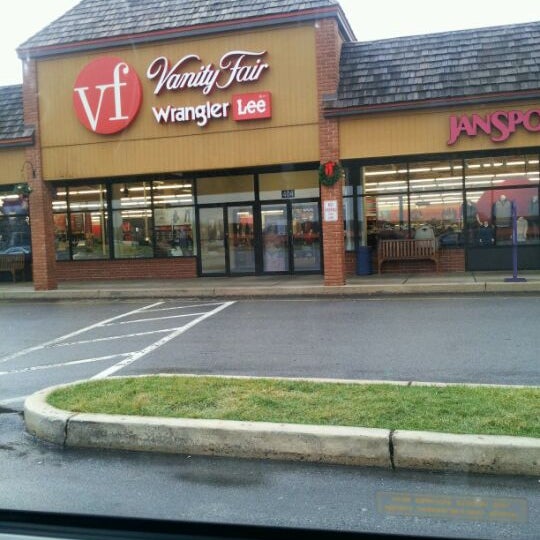 VF Outlet - Lancaster, PA