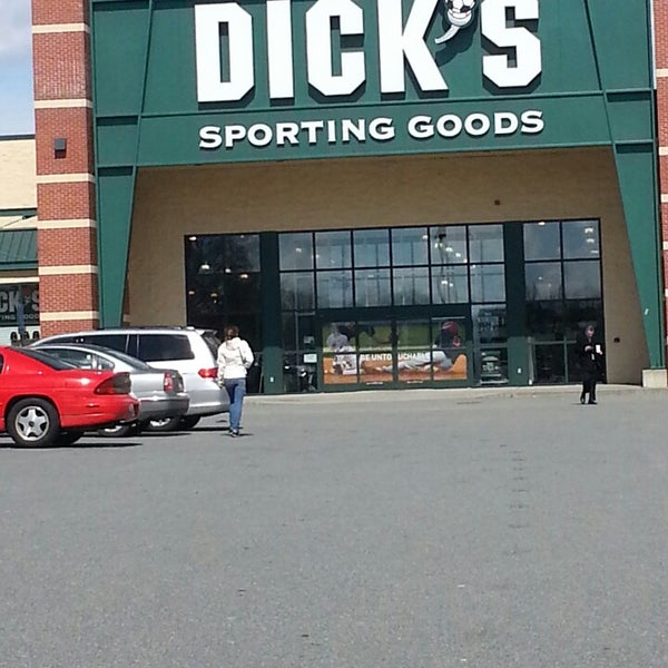 DICK'S Sporting Goods Brockton, MA
