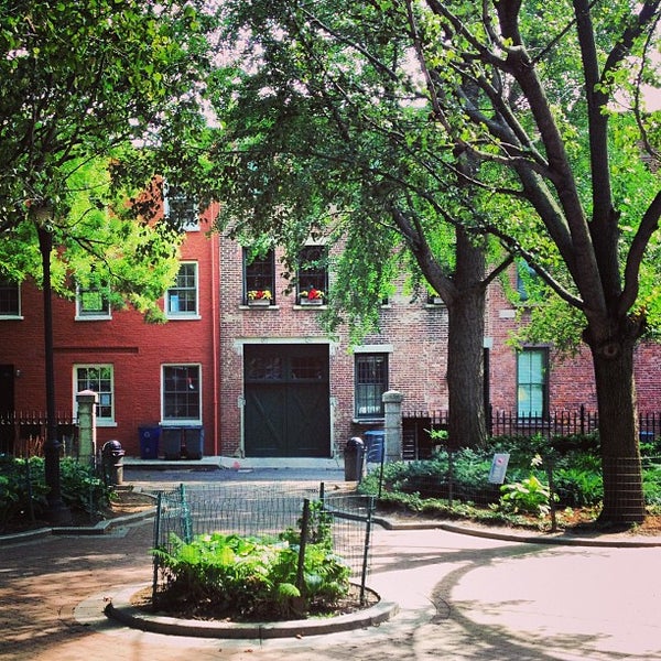 Cobble Hill Park Playground in Cobble Hill