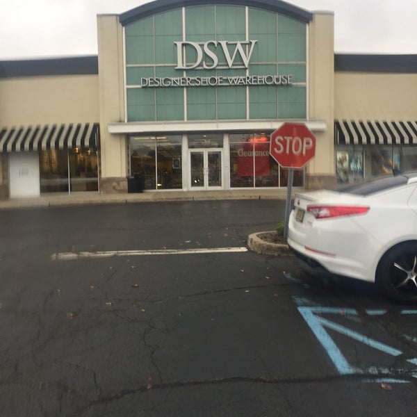 DSW Designer Shoe Warehouse Livingston, NJ