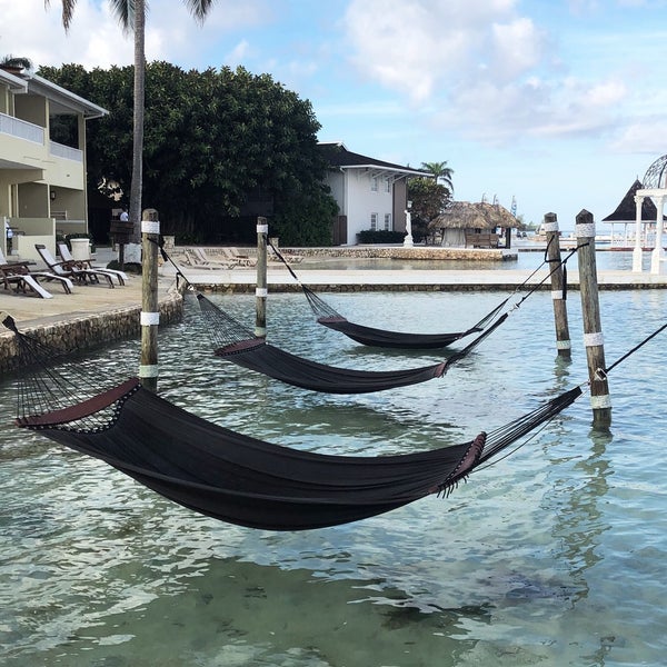 The 7 Best Walking Sandals for Women of 2020