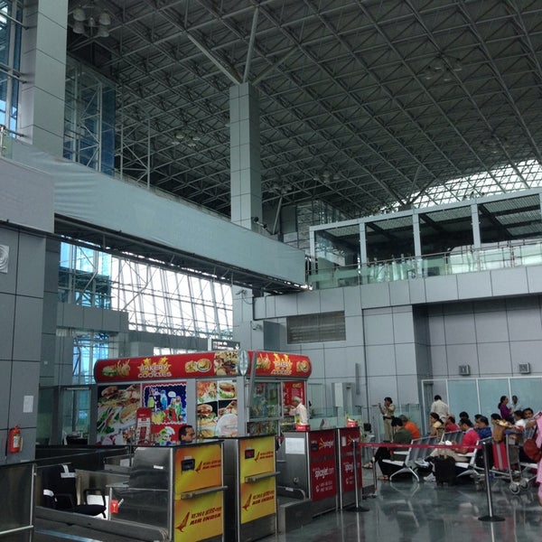 Jolly Grant Airport Dehradun Airport Terminal