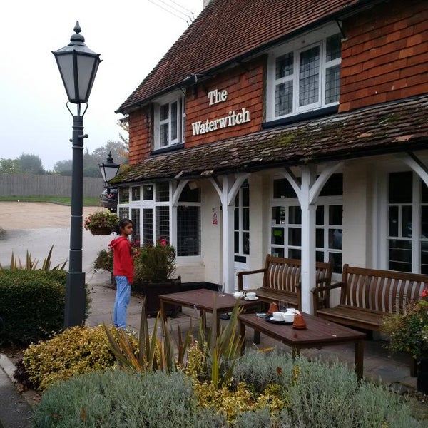 Waterwitch Pub in Odiham