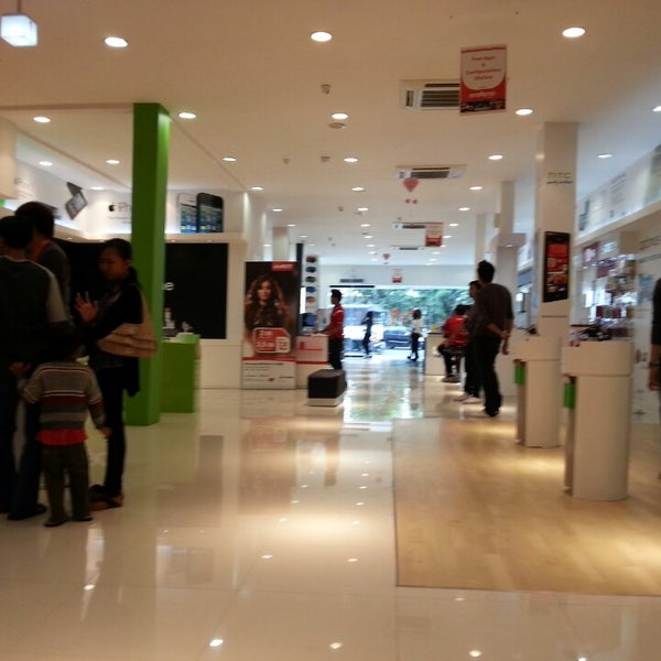  Erafone Megastore Jalan Teuku Umar No 182