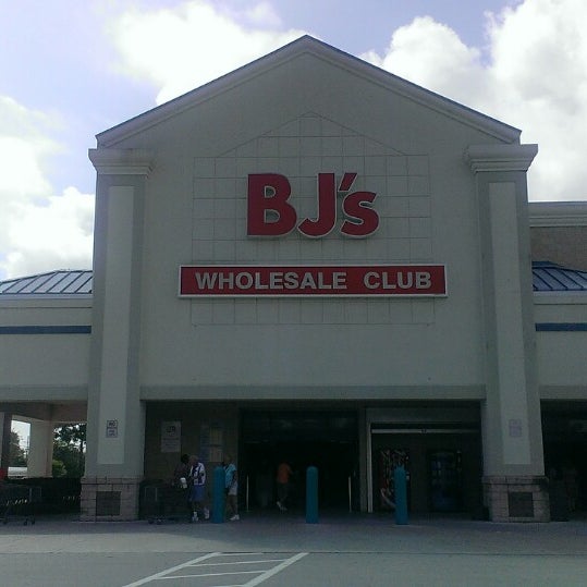 BJ's Wholesale Club 4150 NW Federal Hwy