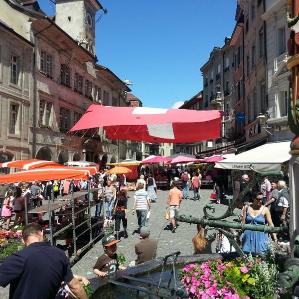 Where's Good? Holiday and vacation recommendations for Lausanne, Switzerland. What's good to see, when's good to go and how's best to get there.