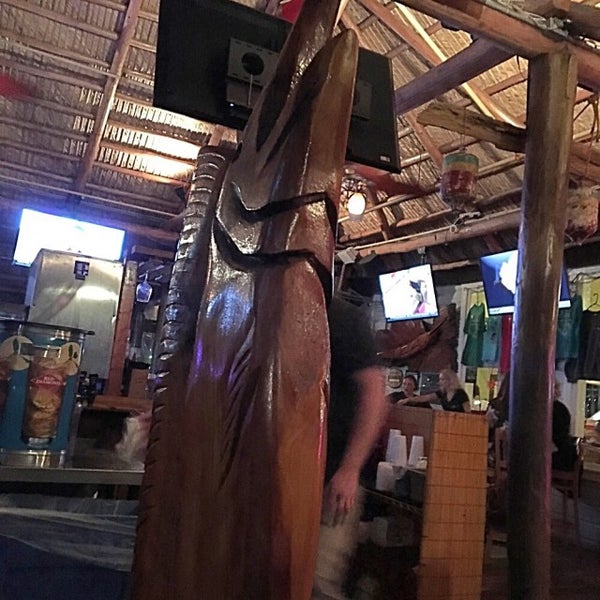 Cobb's Landing - Seafood Restaurant in Downtown District ...