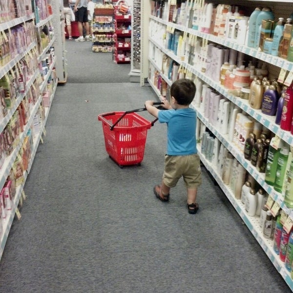 CVS/pharmacy Mount Vernon Square 1117 10th St NW