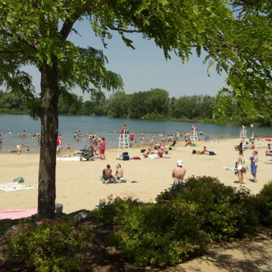 Fox Brook Park 2925 N Barker Rd