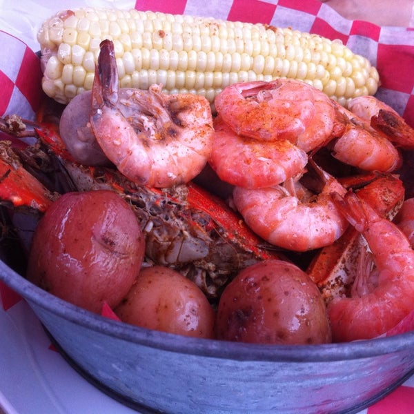 Phillips Crab Deck Inner Harbor 6 tips from 612 visitors