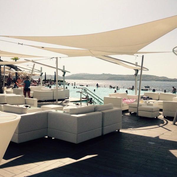 Where's Good? Holiday and vacation recommendations for Comino, Malta. What's good to see, when's good to go and how's best to get there.
