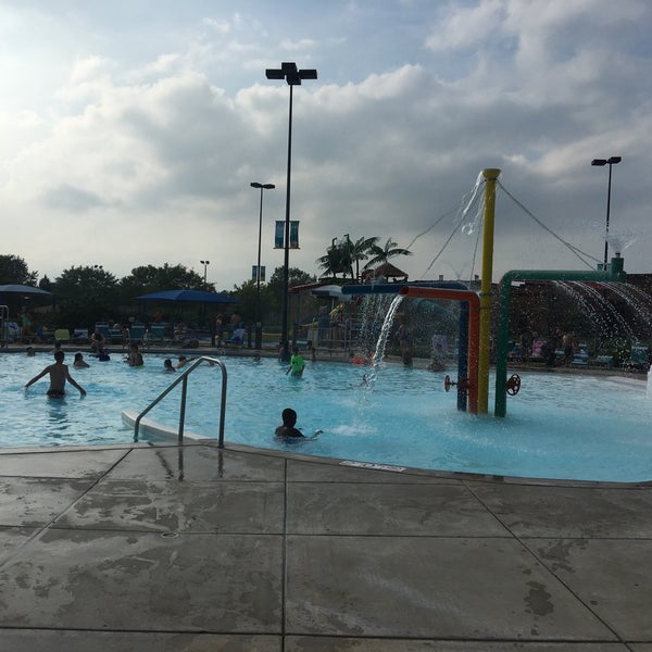 Atcher Island Water Park Pool in Schaumburg