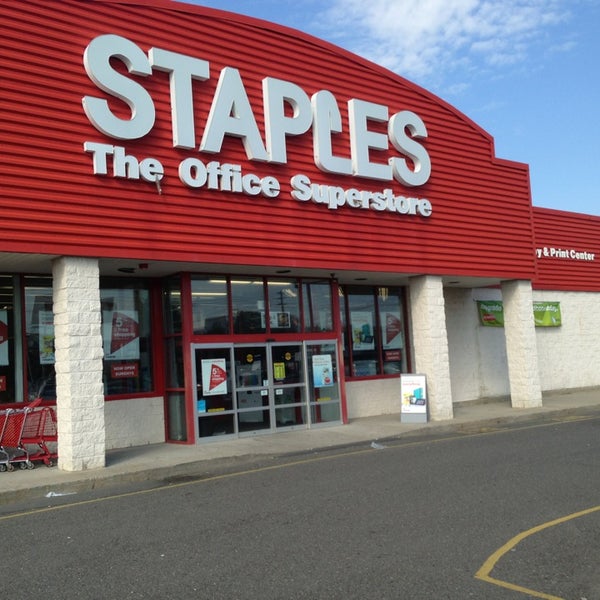 staples stationery shop