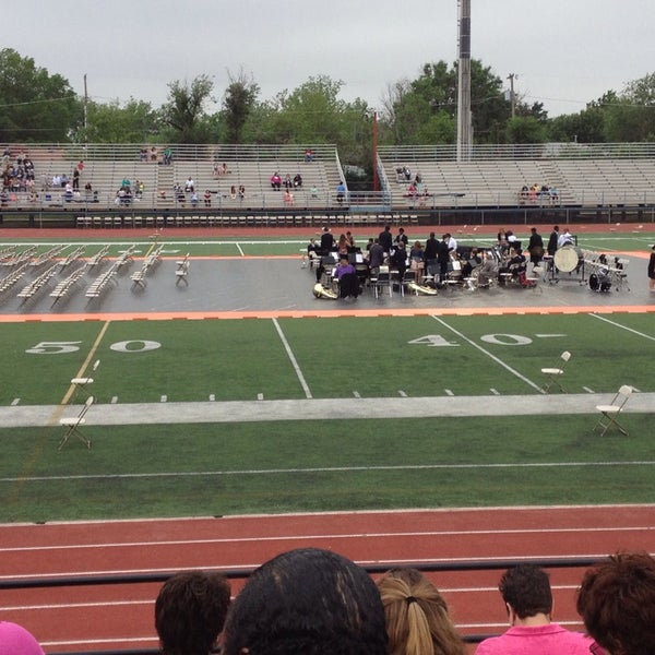 Putnam City High School - High School In Oklahoma City