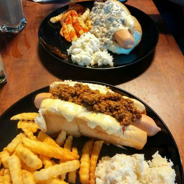 Port Bujang Hot Dog Joint In Shah Alam