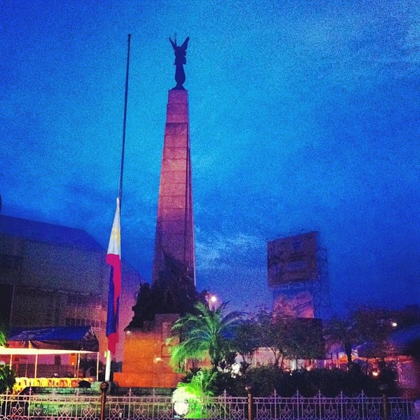 Monumento Circle Monument / Landmark in Caloocan City