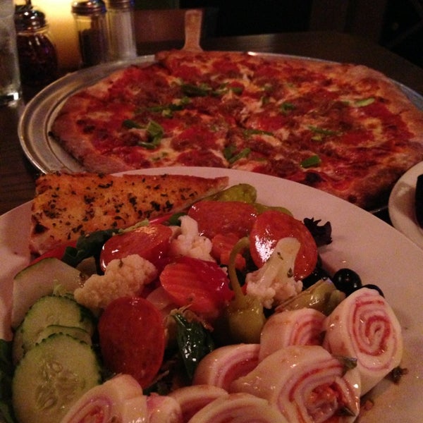 Pesto's Gourmet Pizza & Wine Bar 16 tips