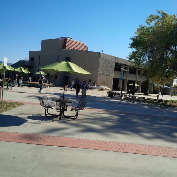 College of Alameda  Community College in West End