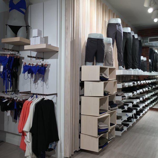 Kit and Ace Clothing Store in Vancouver