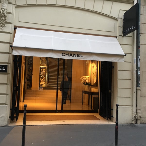 CHANEL Boutique - Place Vendôme - Paris, Île-de-France