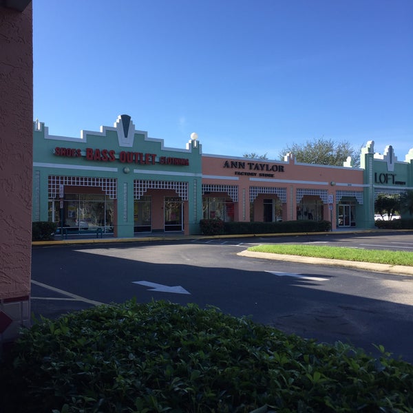 Naples Outlet Center South Naples 2 tips