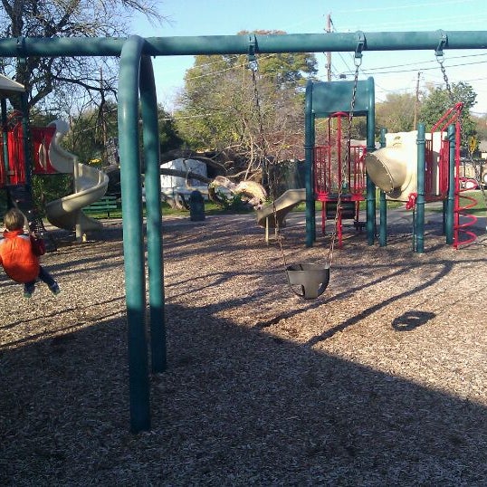 Ridgewood Park Playground