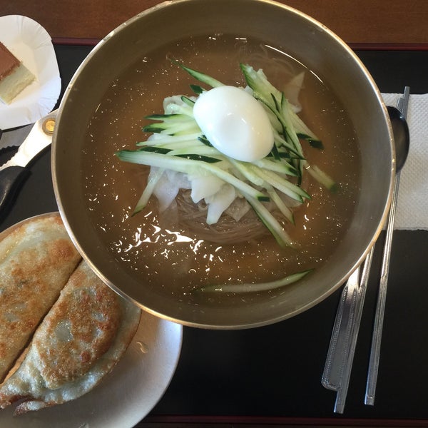산까치냉면 - 서교동 - 방문자 40명의 팁 1개 산까치냉면