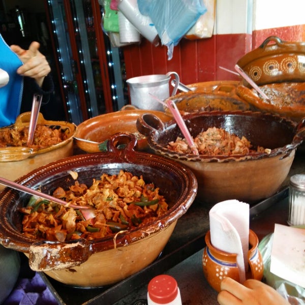 Tacos de Guisado las cazuelas