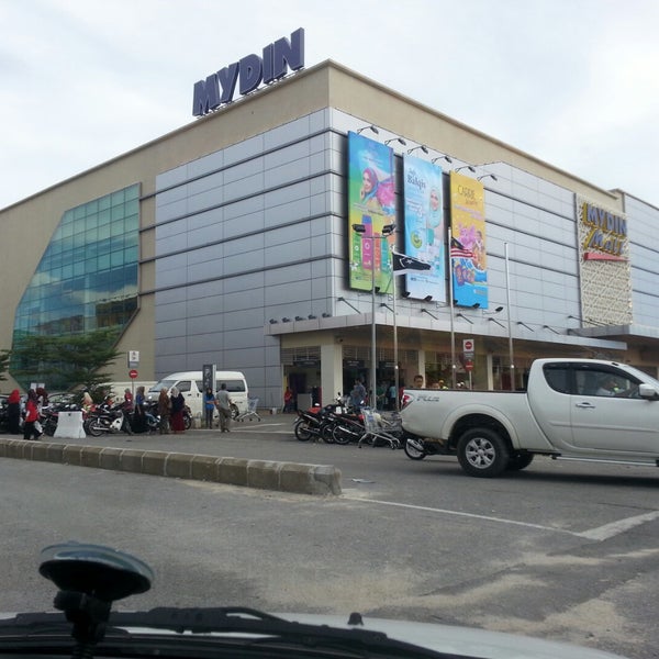 Mydin Mall Gong Badak Shopping Mall in Kuala Nerus