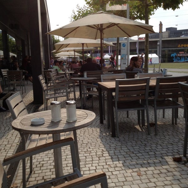 KIT Café Carlstadt Mannesmannufer 1b