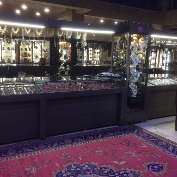 Van Kedi Evi 2027 ziyaretçidan 24 tavsiye