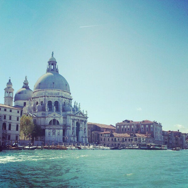Where's Good? Holiday and vacation recommendations for Venice, Italy. What's good to see, when's good to go and how's best to get there.