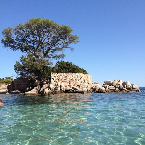 Where's Good? Holiday and vacation recommendations for Corsica, France. What's good to see, when's good to go and how's best to get there.