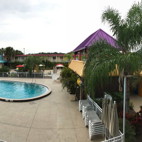 Flamingo Waterpark Resort - 1 tip