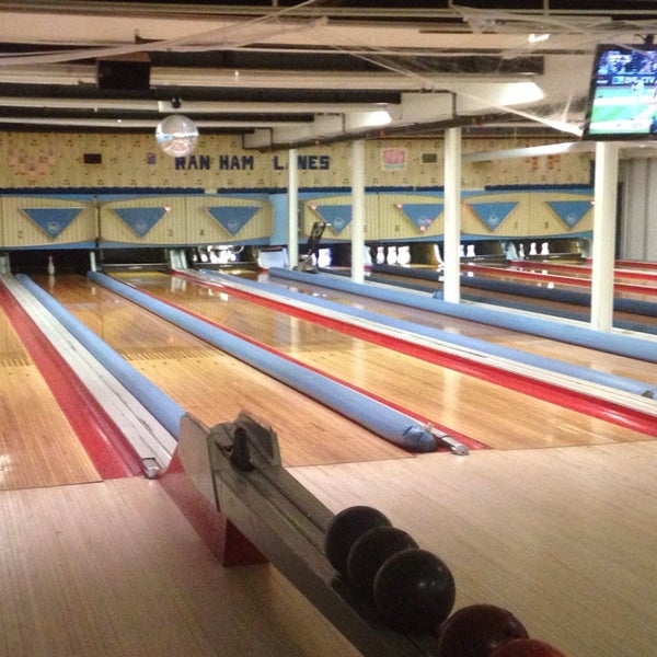 Ranham Bowling Center Bowling Alley in Saint Paul