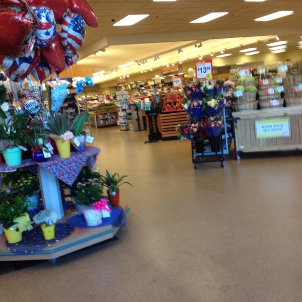 Super Stop & Shop North Woburn 985 visitors