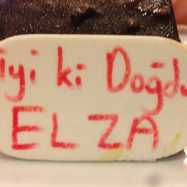 Piramit Cafe Küçükbakkalköy�da Kafe